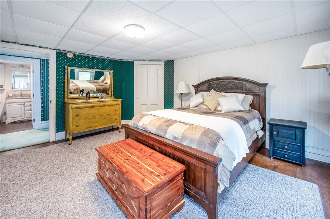 Mercer Boro - Mer, Pennsylvania 16137, United States, 4 Bedrooms Bedrooms, ,2 BathroomsBathrooms,Residential,Active,101099