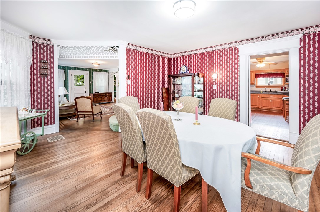 Mercer Boro - Mer, Pennsylvania 16137, United States, 4 Bedrooms Bedrooms, ,2 BathroomsBathrooms,Residential,Active,101099