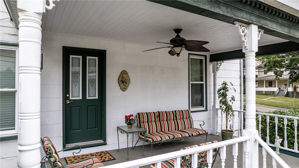 Mercer Boro - Mer, Pennsylvania 16137, United States, 4 Bedrooms Bedrooms, ,2 BathroomsBathrooms,Residential,Active,101099