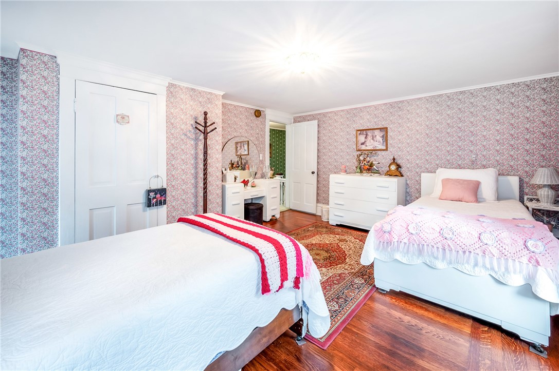 Mercer Boro - Mer, Pennsylvania 16137, United States, 4 Bedrooms Bedrooms, ,2 BathroomsBathrooms,Residential,Active,101099