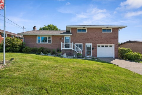 Photo of 33 Barbara Rd, Latrobe, PA 15650 (MLS # 1757976)