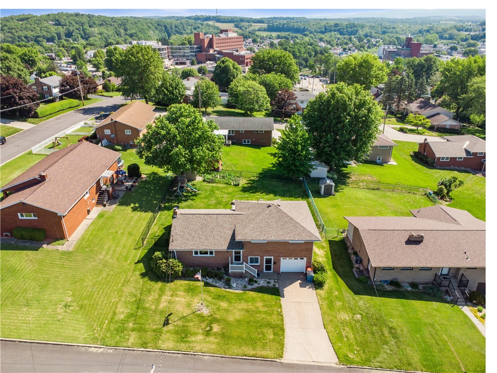 33 Barbara Rd