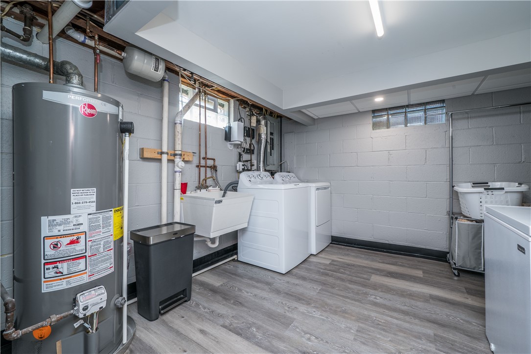 Baldwin Boro, Pennsylvania 15236, United States, 3 Bedrooms Bedrooms, ,3 BathroomsBathrooms,Residential,Contingent,183438