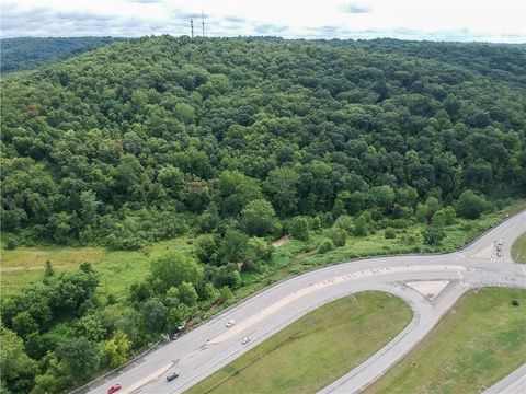 1024 Creekside Lane Ohio Twp PA 15237