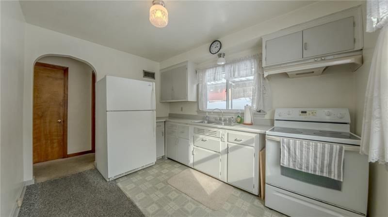 1203 Vine St St, West Newton, Pennsylvania image 13