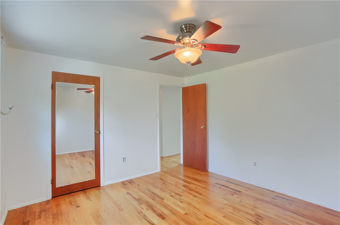 Oakdale, Pennsylvania 15071, United States, 3 Bedrooms Bedrooms, ,2 BathroomsBathrooms,Residential,Contingent,208881