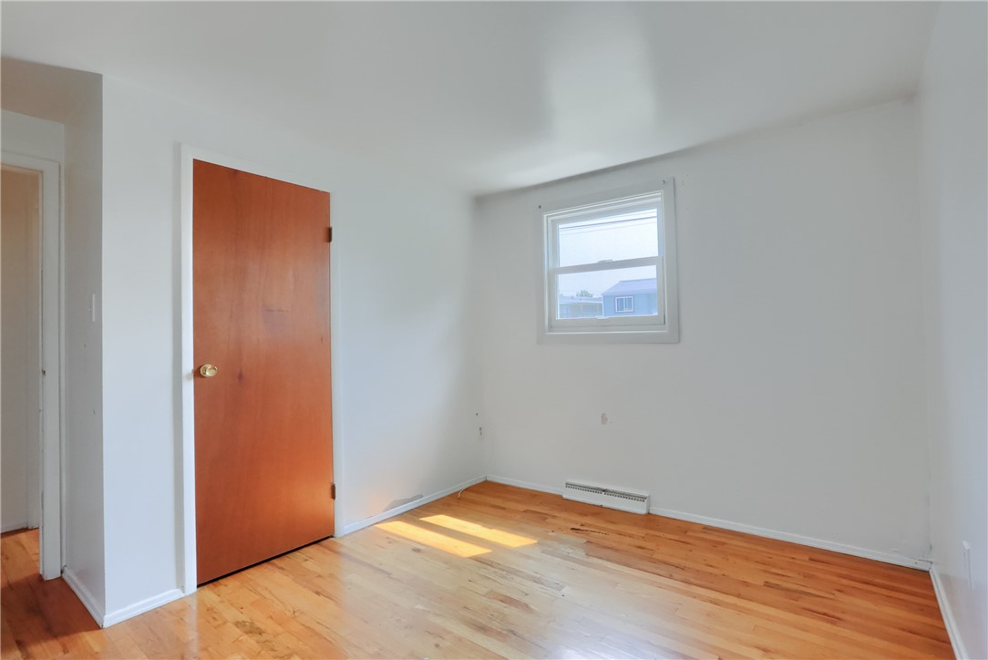 Oakdale, Pennsylvania 15071, United States, 3 Bedrooms Bedrooms, ,2 BathroomsBathrooms,Residential,Contingent,208881