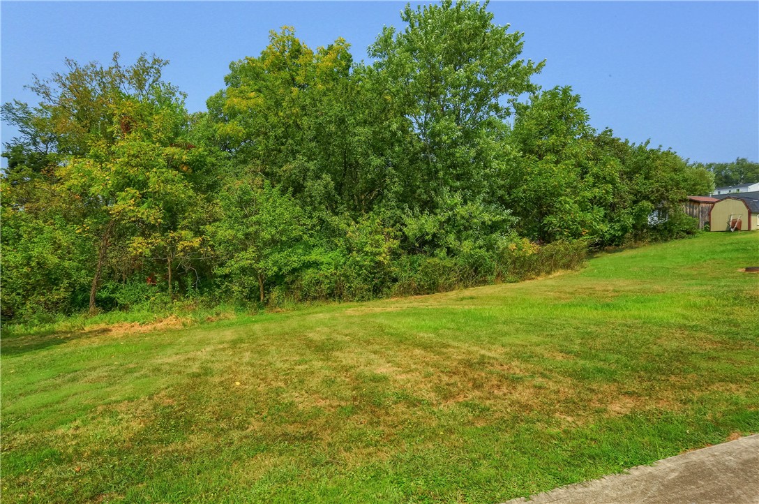 Oakdale, Pennsylvania 15071, United States, 3 Bedrooms Bedrooms, ,2 BathroomsBathrooms,Residential,Contingent,208881