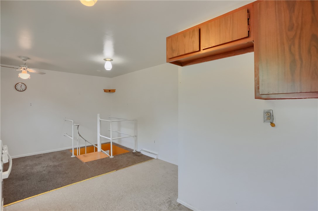 Oakdale, Pennsylvania 15071, United States, 3 Bedrooms Bedrooms, ,2 BathroomsBathrooms,Residential,Contingent,208881