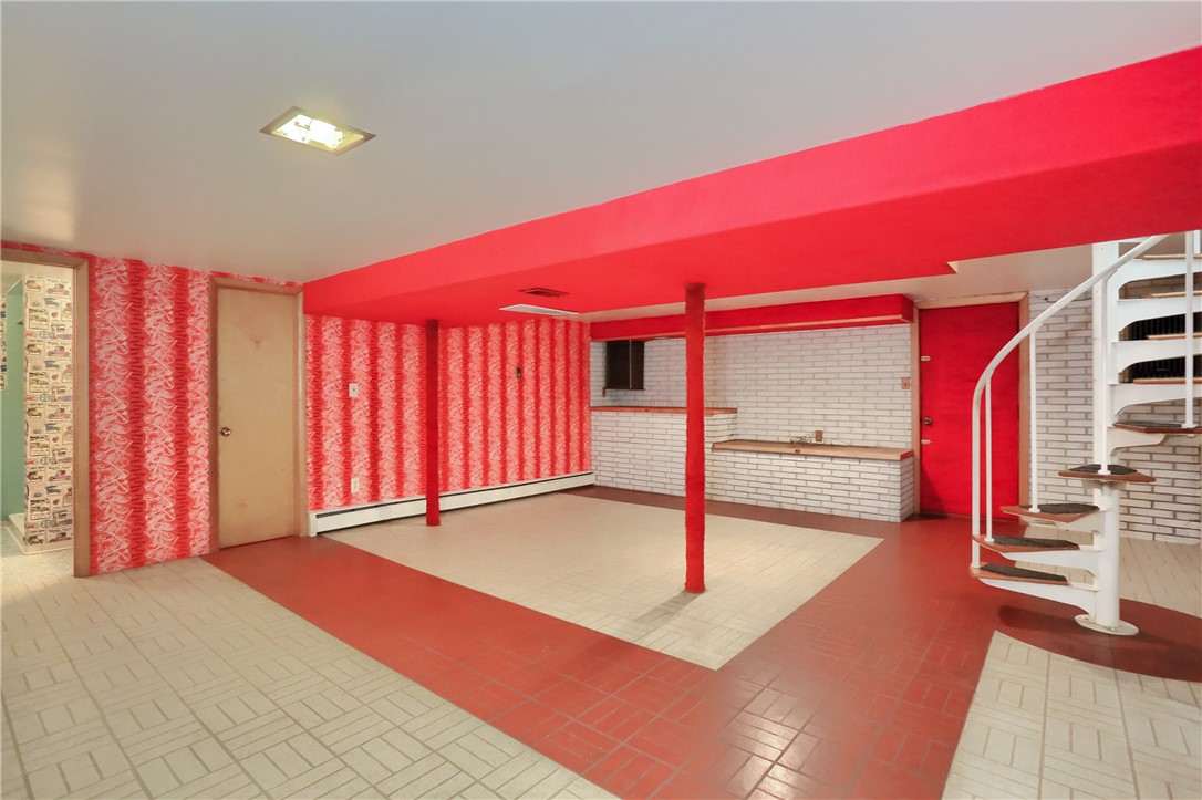 Oakdale, Pennsylvania 15071, United States, 3 Bedrooms Bedrooms, ,2 BathroomsBathrooms,Residential,Contingent,208881