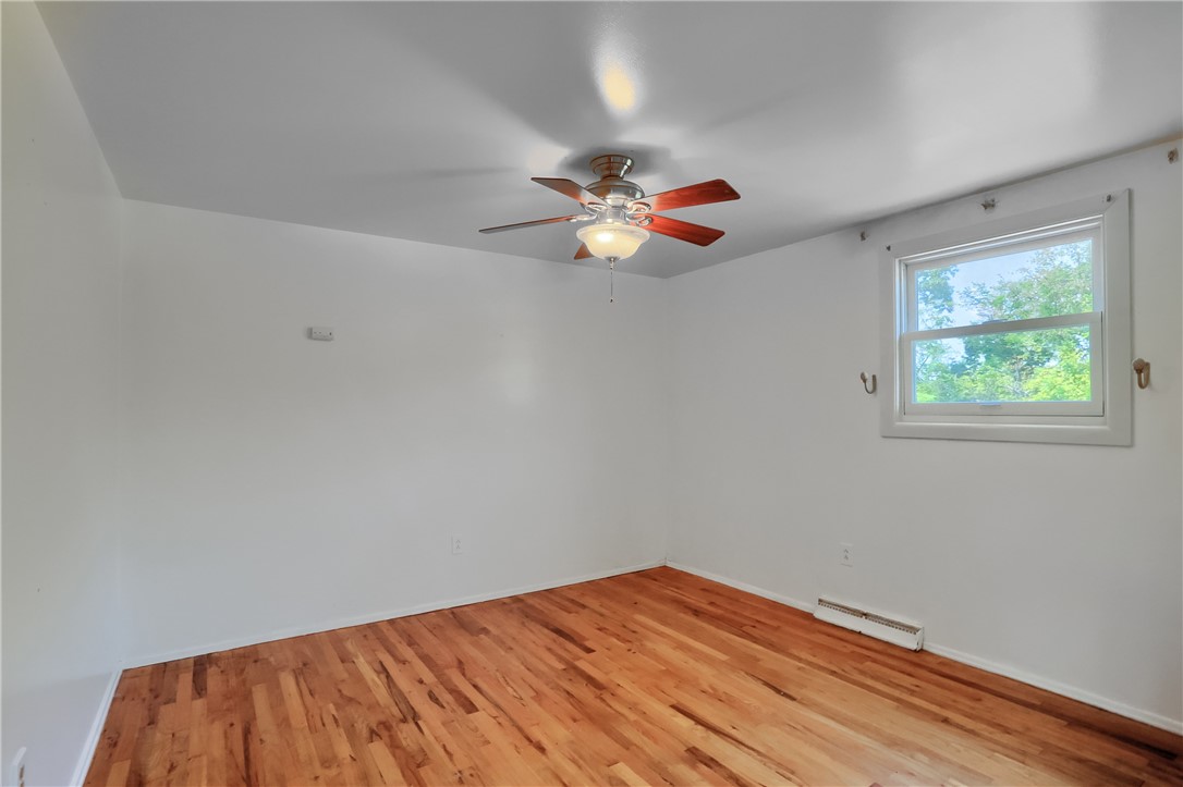 Oakdale, Pennsylvania 15071, United States, 3 Bedrooms Bedrooms, ,2 BathroomsBathrooms,Residential,Contingent,208881