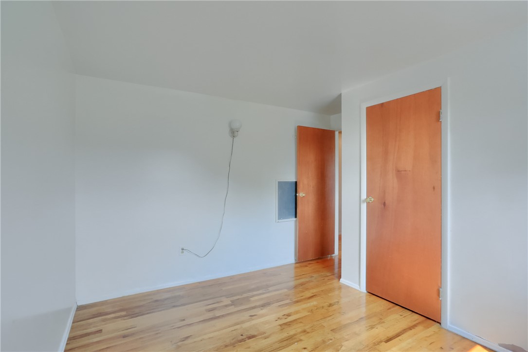 Oakdale, Pennsylvania 15071, United States, 3 Bedrooms Bedrooms, ,2 BathroomsBathrooms,Residential,Contingent,208881