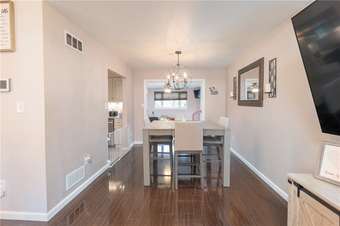 1195 Mike Reed Drive Dr, South Park, Pennsylvania image 6