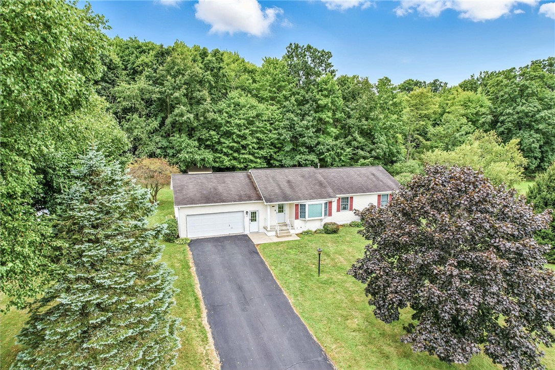 Hempfield Twp, Pennsylvania 16125, United States, 3 Bedrooms Bedrooms, ,2 BathroomsBathrooms,Residential,Active,197041