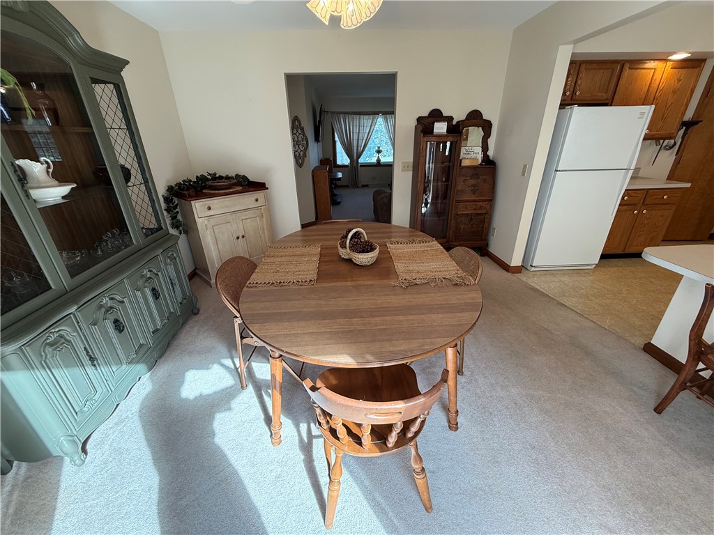 Hempfield Twp, Pennsylvania 16125, United States, 3 Bedrooms Bedrooms, ,2 BathroomsBathrooms,Residential,Active,197041