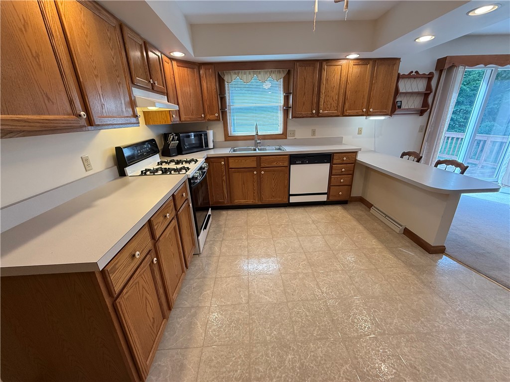 Hempfield Twp, Pennsylvania 16125, United States, 3 Bedrooms Bedrooms, ,2 BathroomsBathrooms,Residential,Active,197041