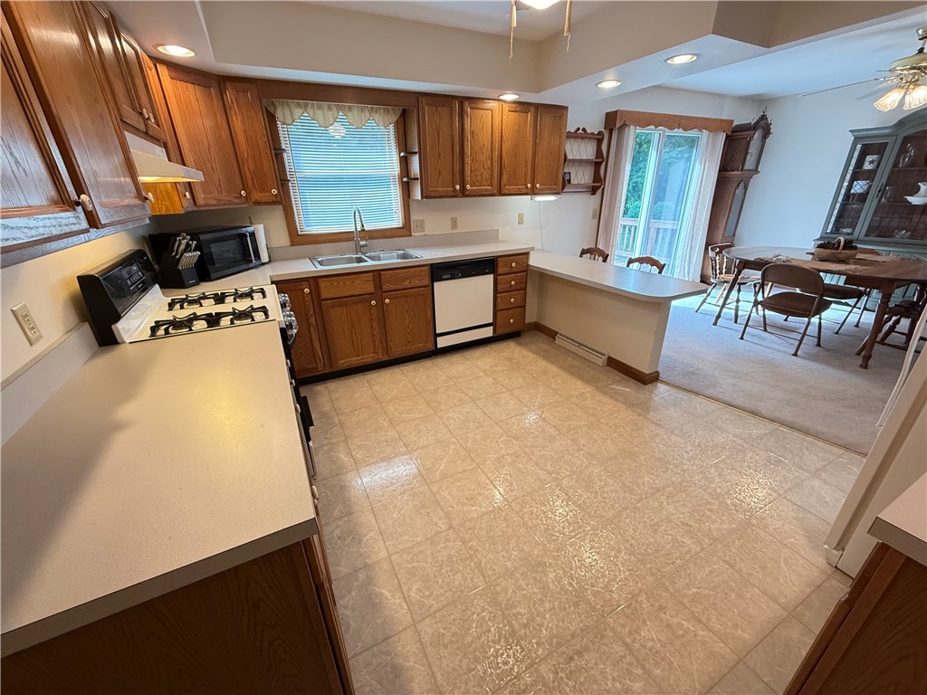 Hempfield Twp, Pennsylvania 16125, United States, 3 Bedrooms Bedrooms, ,2 BathroomsBathrooms,Residential,Active,197041