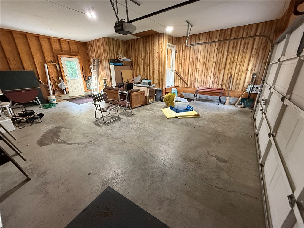 Hempfield Twp, Pennsylvania 16125, United States, 3 Bedrooms Bedrooms, ,2 BathroomsBathrooms,Residential,Active,197041