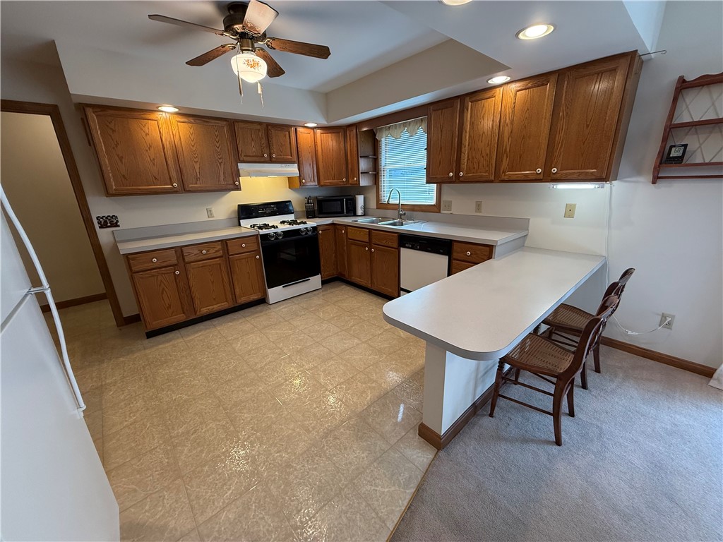 Hempfield Twp, Pennsylvania 16125, United States, 3 Bedrooms Bedrooms, ,2 BathroomsBathrooms,Residential,Active,197041