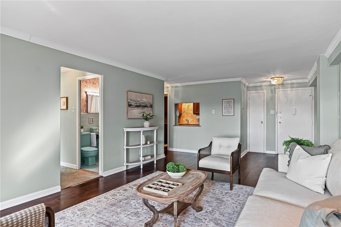 4601 Fifth Avenue Ave #323, Oakland, Pennsylvania image 3