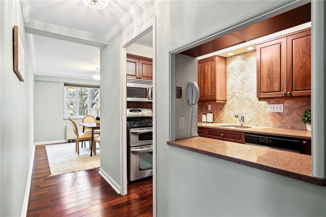4601 Fifth Avenue Ave #323, Oakland, Pennsylvania image 11