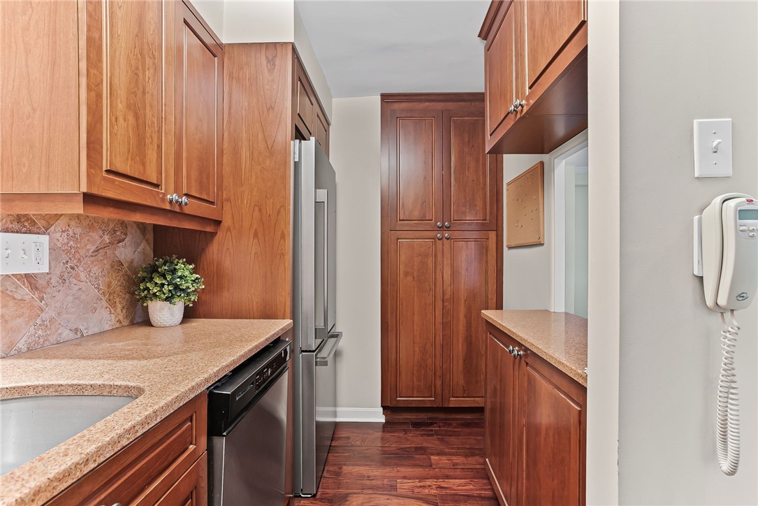 4601 Fifth Avenue Ave #323, Oakland, Pennsylvania image 7