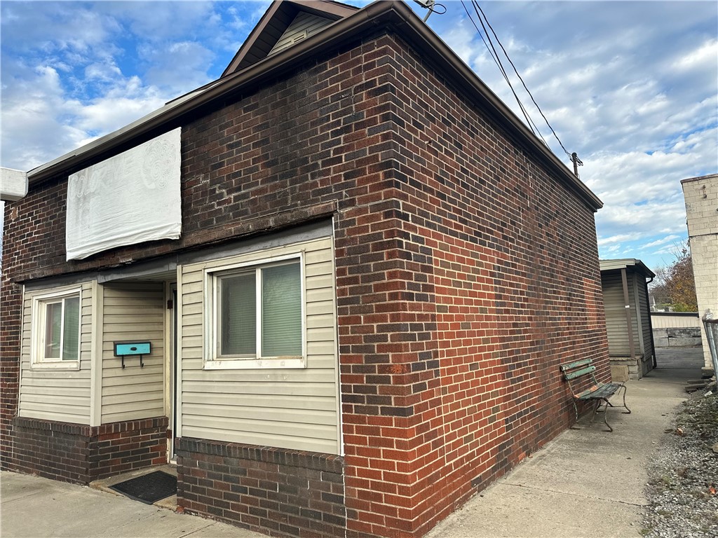 New Castle/5th, Pennsylvania 16101, United States, ,Residential,Active,25565