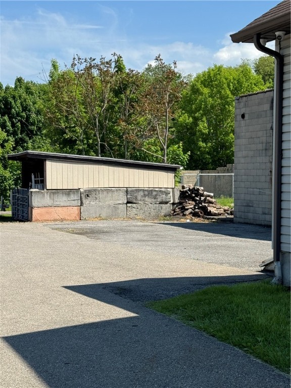 New Castle/5th, Pennsylvania 16101, United States, ,Residential,Active,25565