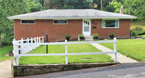 Photo for 415 Hunter Dr