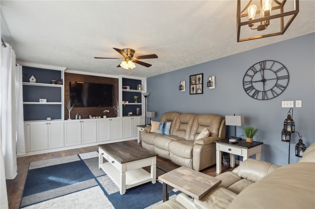 208 Summit Cir Cir, Houston, Pennsylvania image 10