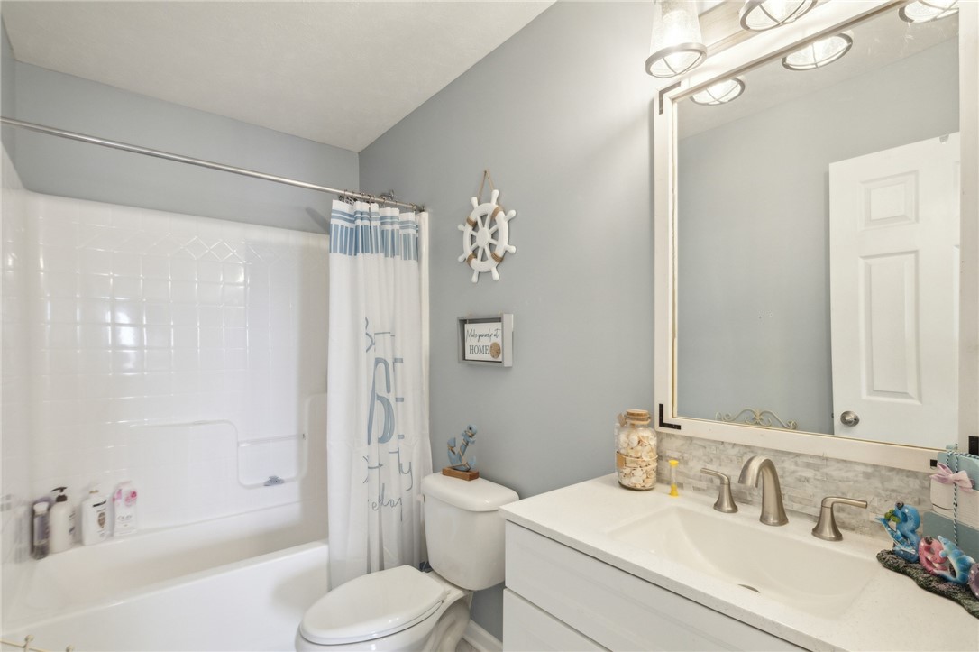208 Summit Cir Cir, Houston, Pennsylvania image 23