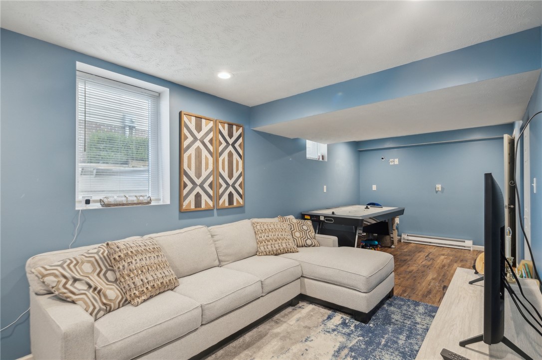 208 Summit Cir Cir, Houston, Pennsylvania image 30