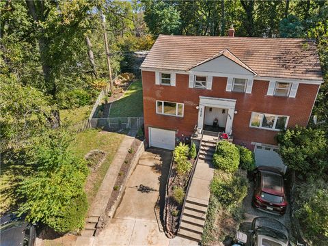 Photo of 5626 Maple Heights Ct, Pittsburgh, PA 15232 (MLS # 1724099)