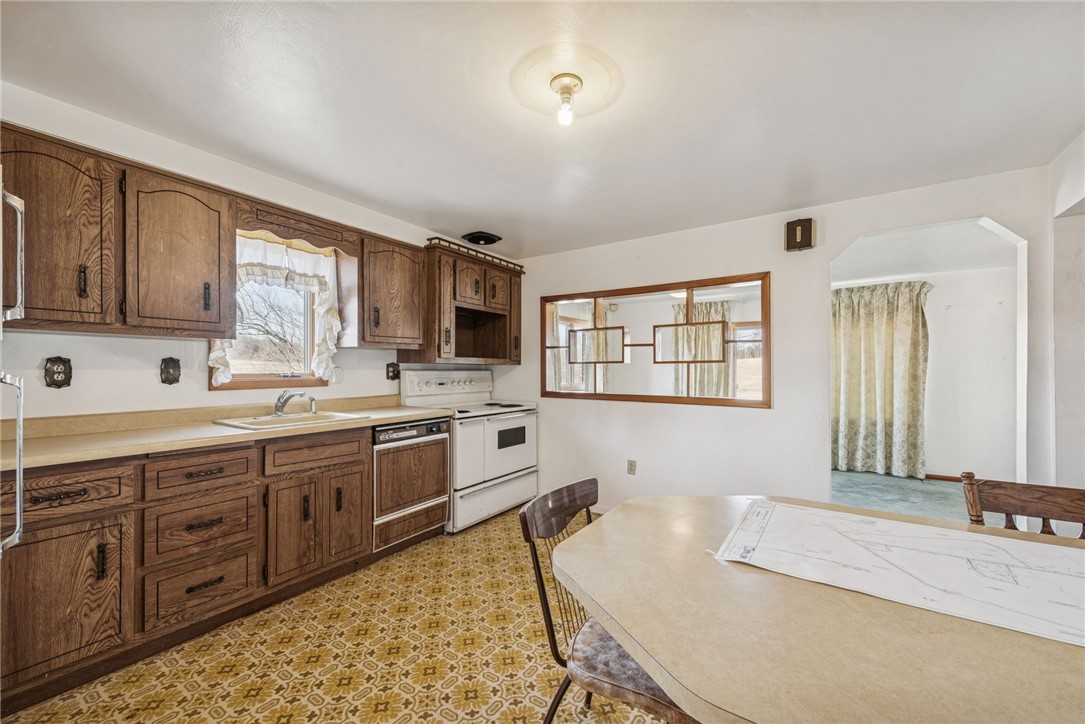 144 Neiderhiser Road