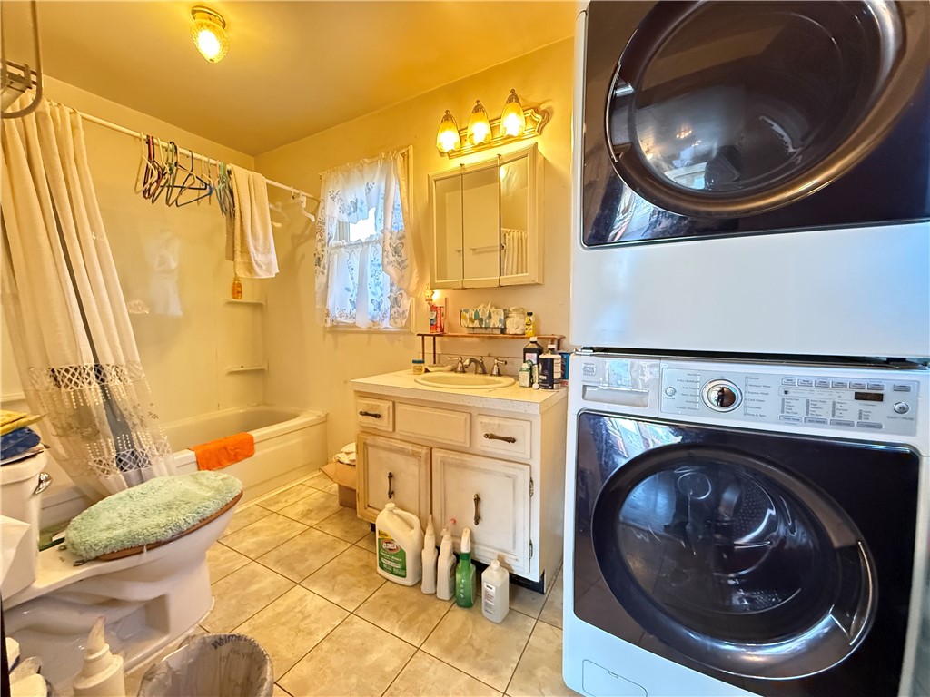 West Salem Twp, Pennsylvania 16125, United States, 3 Bedrooms Bedrooms, ,2 BathroomsBathrooms,Residential,Active,246034