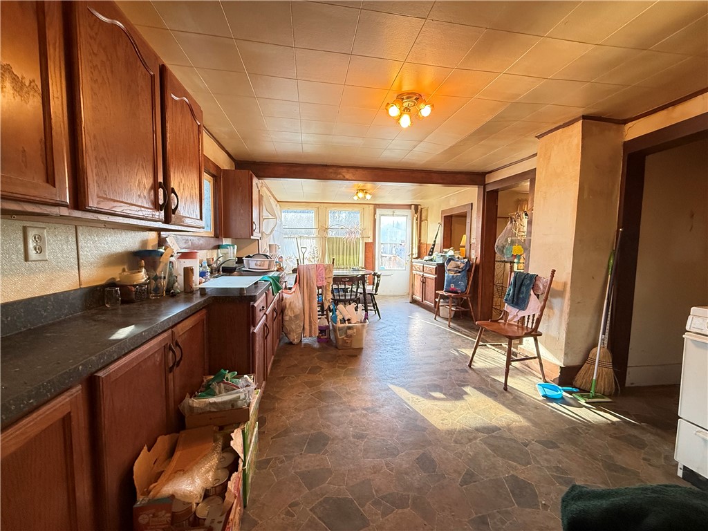 West Salem Twp, Pennsylvania 16125, United States, 3 Bedrooms Bedrooms, ,2 BathroomsBathrooms,Residential,Active,246034