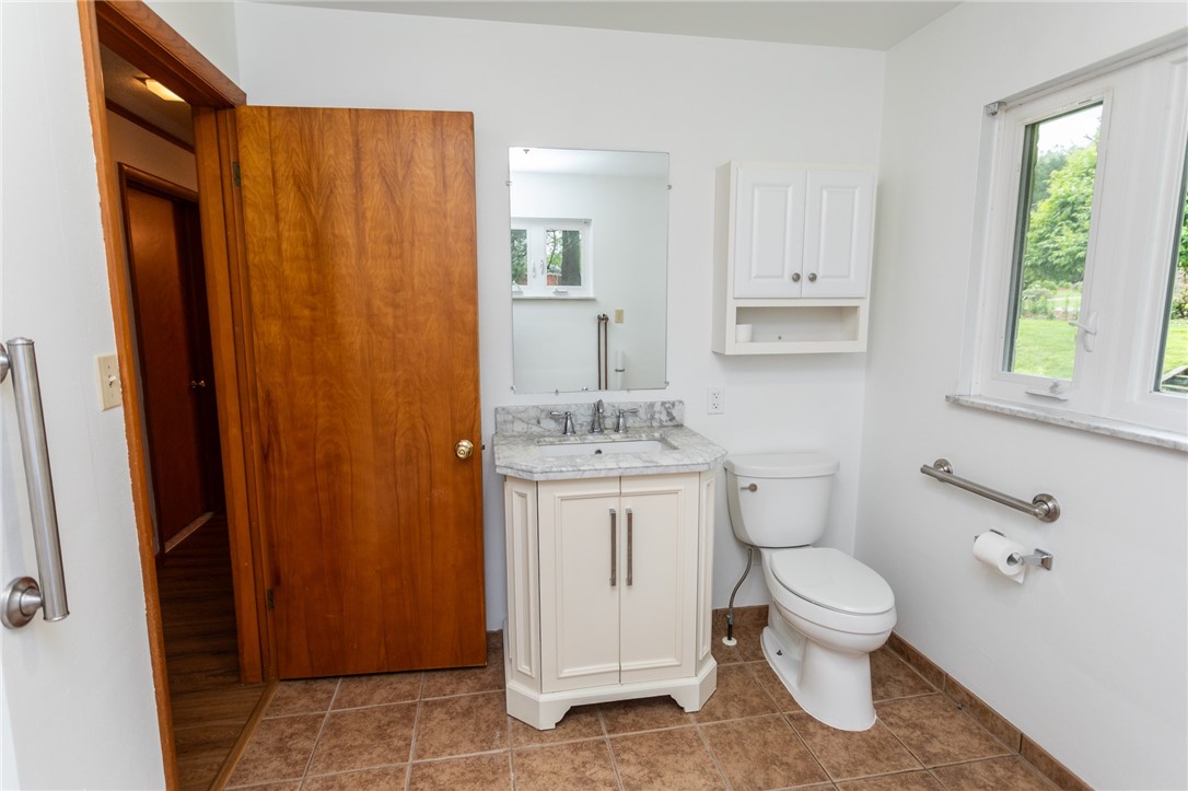 240 Connellsville St St, Dunbar, Pennsylvania image 38