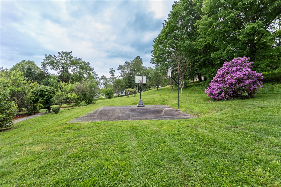 240 Connellsville St St, Dunbar, Pennsylvania image 13