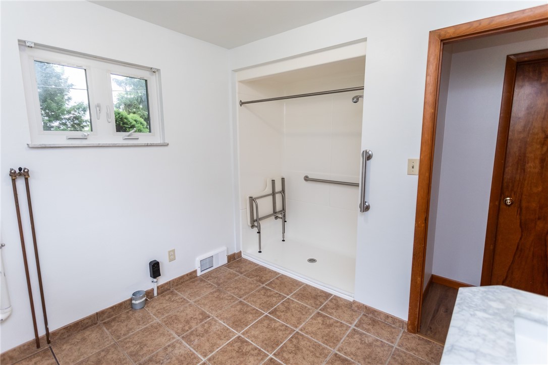 240 Connellsville St St, Dunbar, Pennsylvania image 40