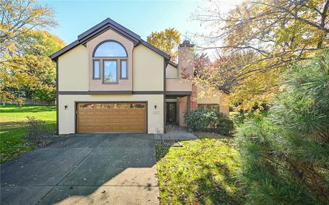 1627 King James Dr Franklin Park PA 15237