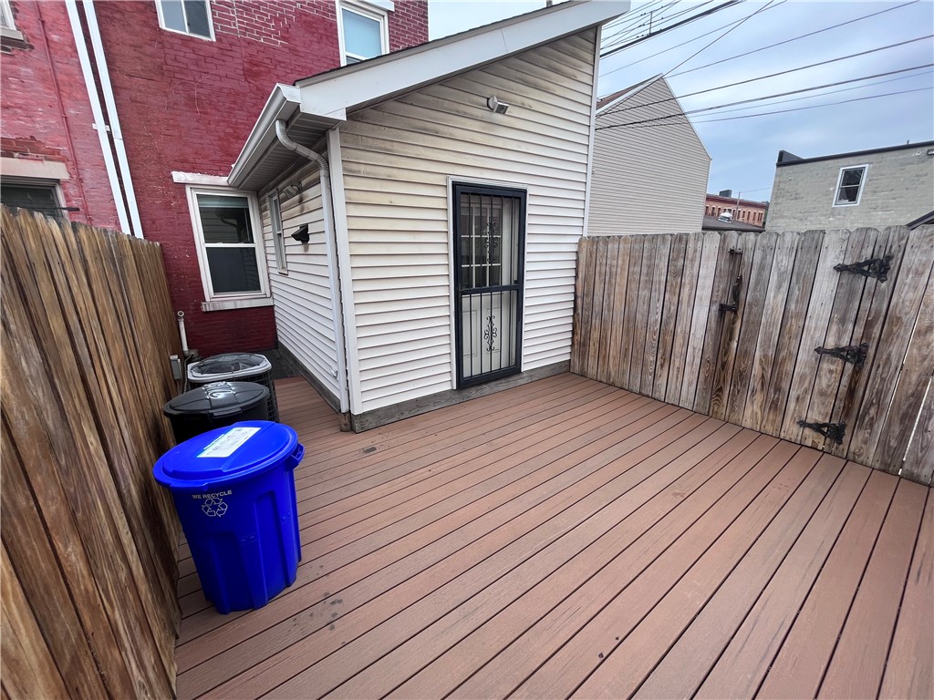 South Side, Pennsylvania 15203, United States, 2 Bedrooms Bedrooms, ,2 BathroomsBathrooms,Residential,Active,213601