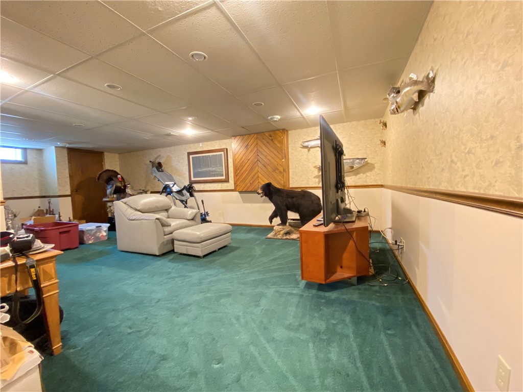 Hempfield Twp - Mer, Pennsylvania 16125, United States, 3 Bedrooms Bedrooms, ,2 BathroomsBathrooms,Residential,Active,117971