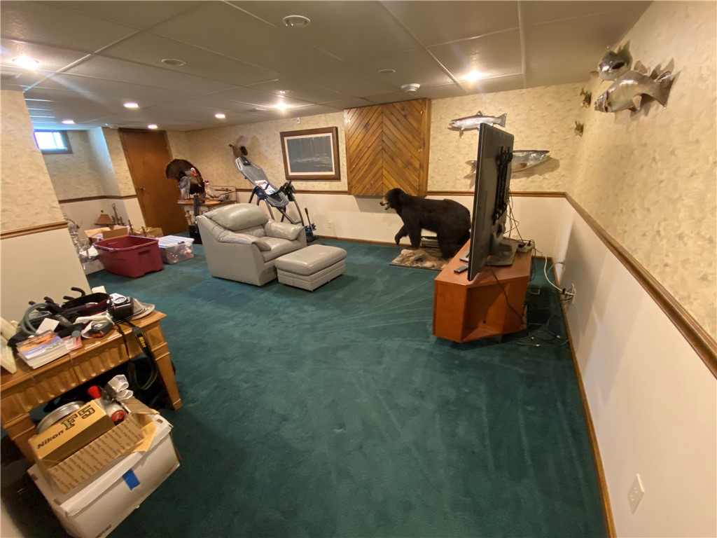 Hempfield Twp - Mer, Pennsylvania 16125, United States, 3 Bedrooms Bedrooms, ,2 BathroomsBathrooms,Residential,Active,117971