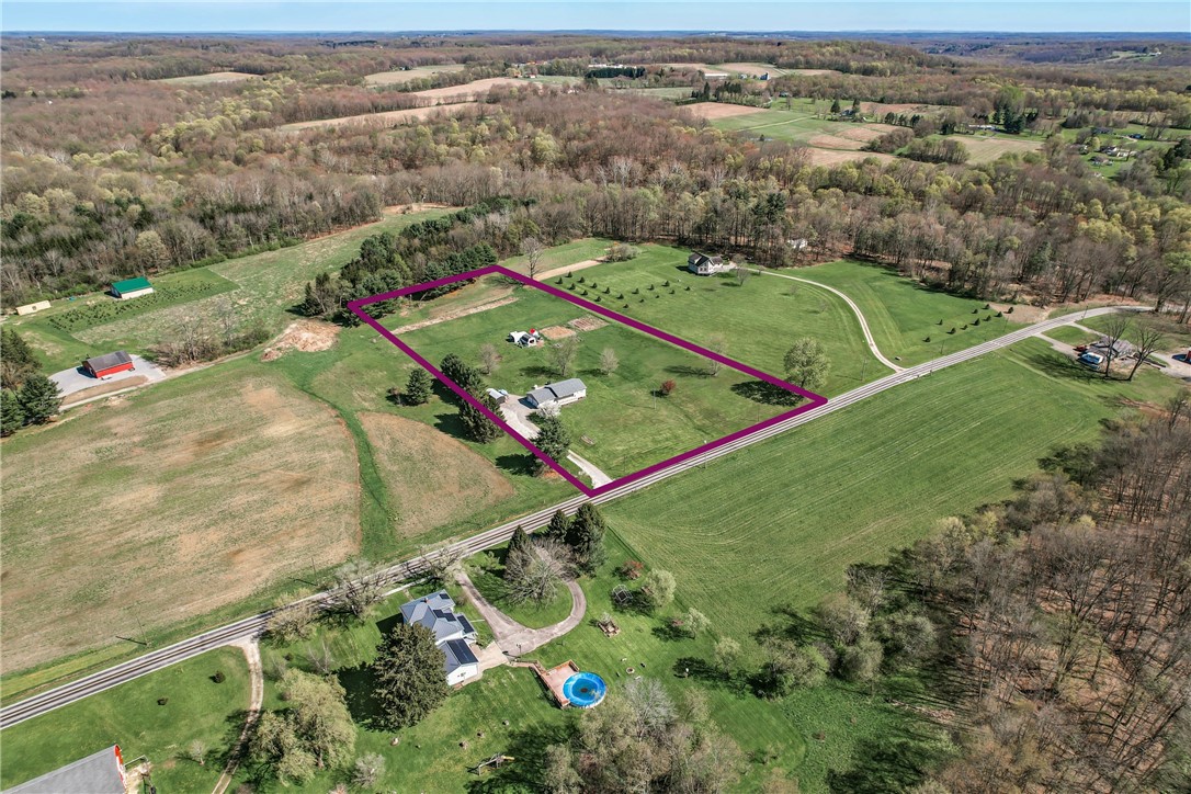 Hempfield Twp - Mer, Pennsylvania 16125, United States, 3 Bedrooms Bedrooms, ,2 BathroomsBathrooms,Residential,Active,117971