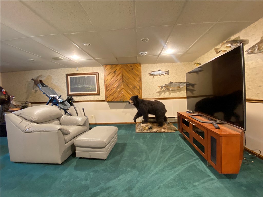 Hempfield Twp - Mer, Pennsylvania 16125, United States, 3 Bedrooms Bedrooms, ,2 BathroomsBathrooms,Residential,Active,117971