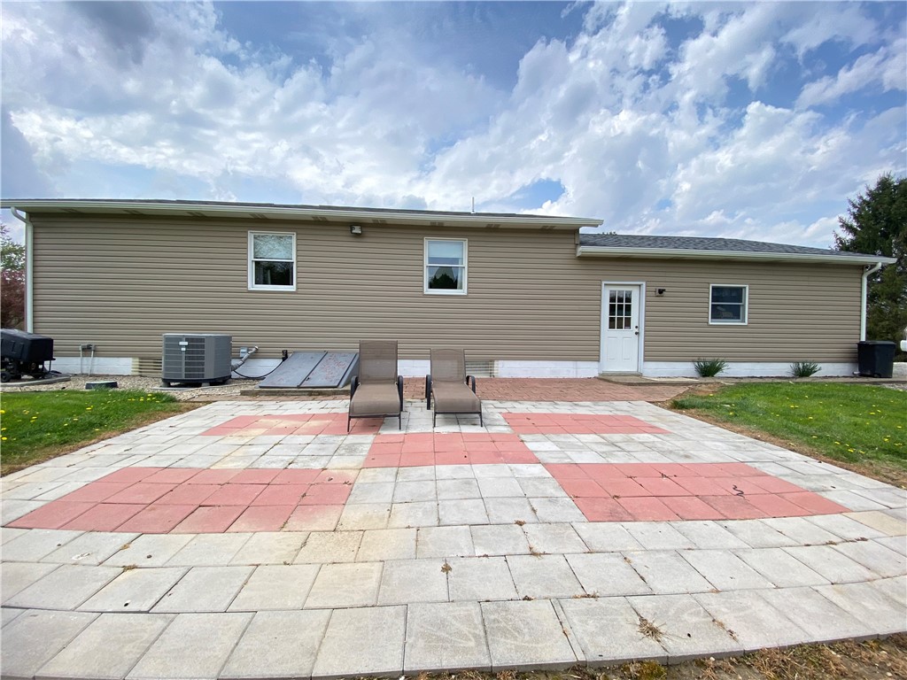 Hempfield Twp - Mer, Pennsylvania 16125, United States, 3 Bedrooms Bedrooms, ,2 BathroomsBathrooms,Residential,Active,117971