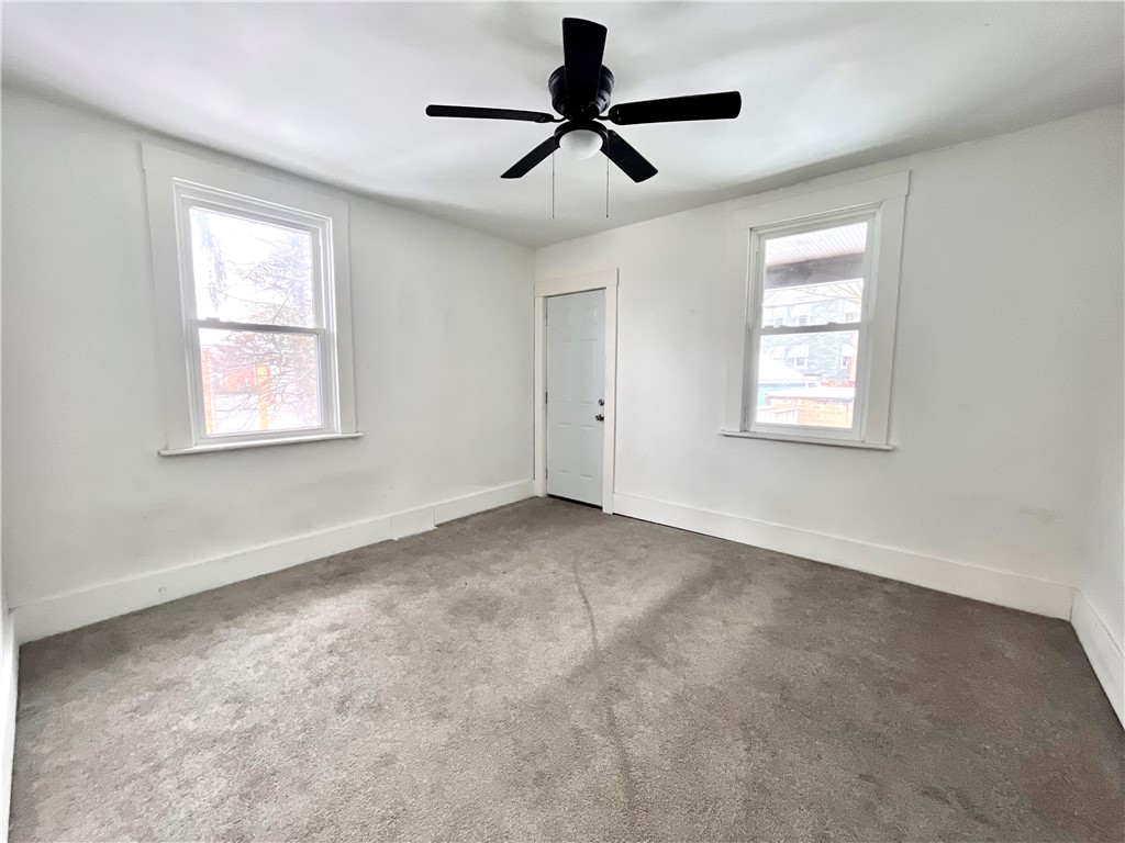 Ambridge, Pennsylvania 15003, United States, 6 Bedrooms Bedrooms, ,2 BathroomsBathrooms,Residential,Active,1990
