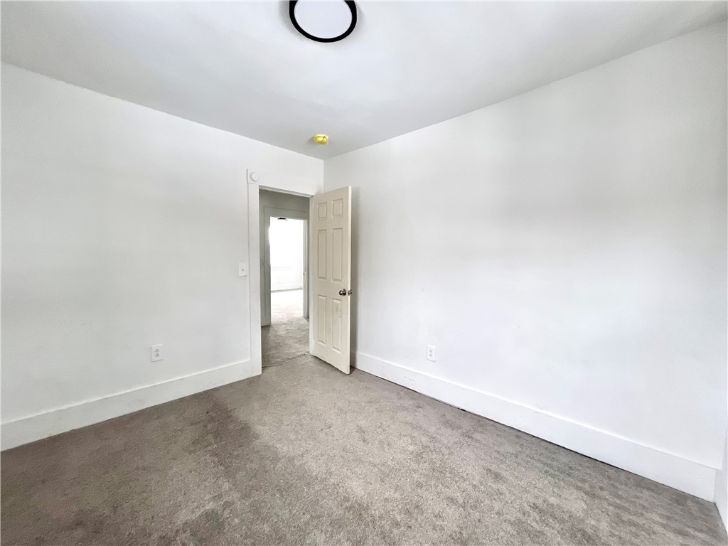 Ambridge, Pennsylvania 15003, United States, 6 Bedrooms Bedrooms, ,2 BathroomsBathrooms,Residential,Active,1990