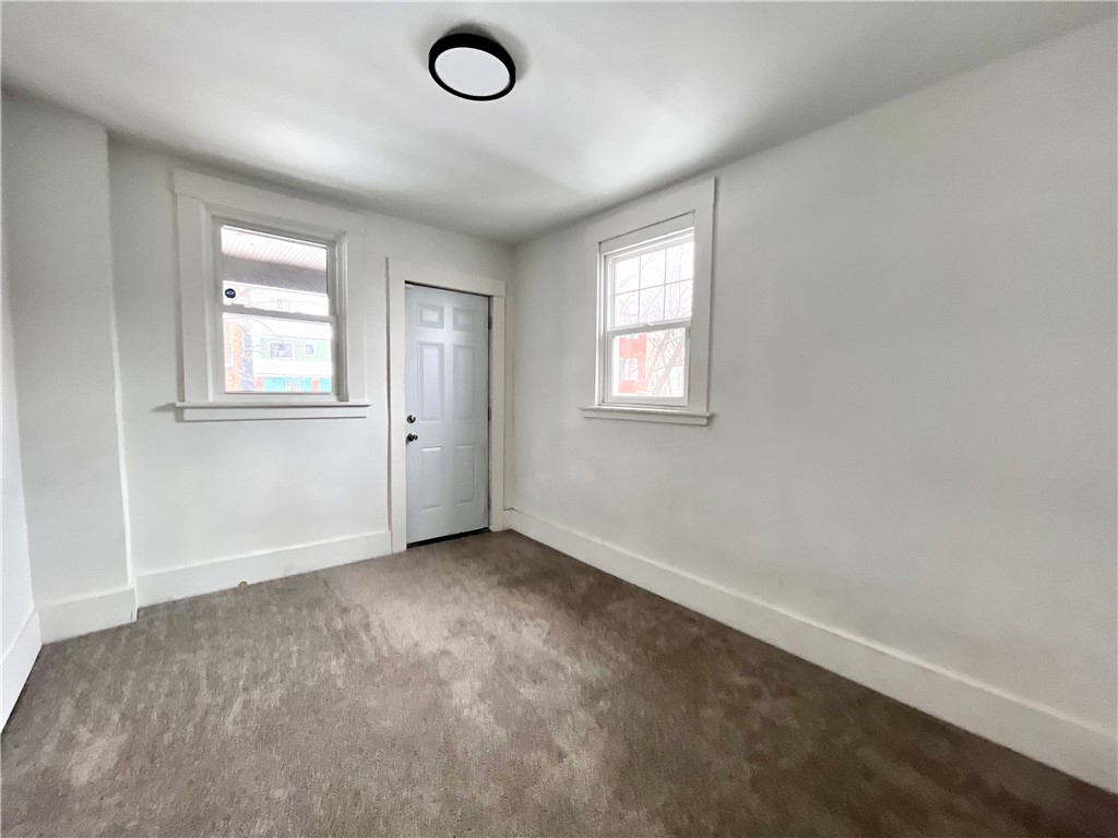 Ambridge, Pennsylvania 15003, United States, 6 Bedrooms Bedrooms, ,2 BathroomsBathrooms,Residential,Active,1990
