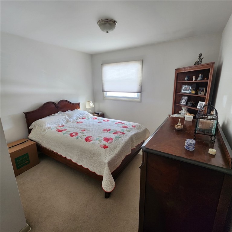 Neshannock Twp, Pennsylvania 16105, United States, 3 Bedrooms Bedrooms, ,2 BathroomsBathrooms,Residential,Contingent,12456